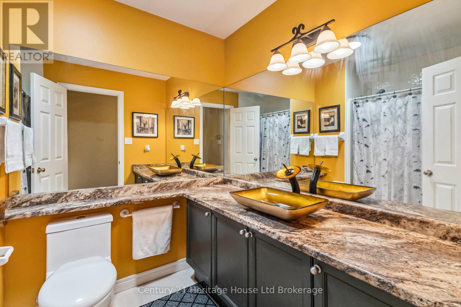 Photo 27 of 739 Thornwood Drive, London North ON