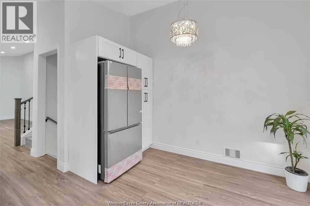 Photo 10 of 3532 Virginia Park, Windsor ON