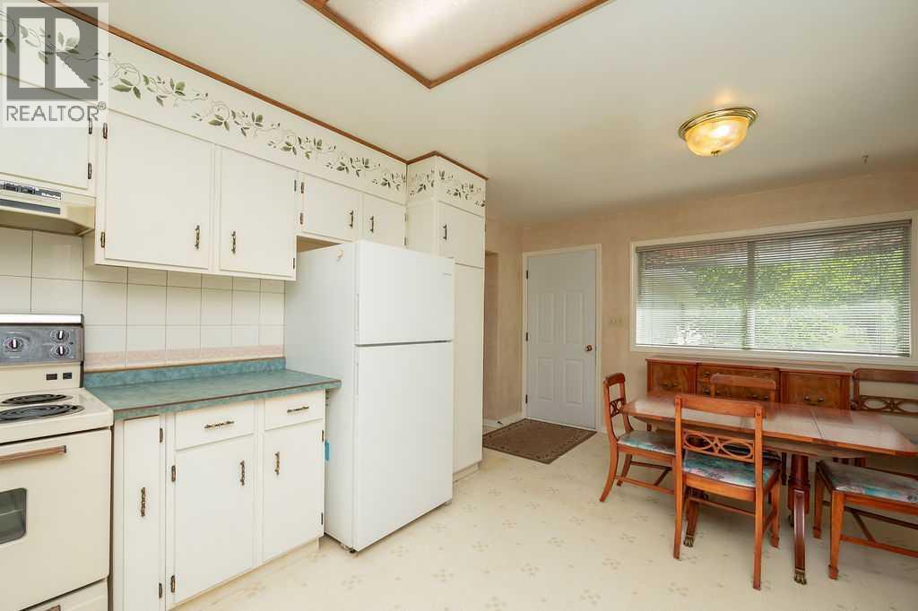 Photo 40 of 382 Birch Road, Mewatha Beach AB