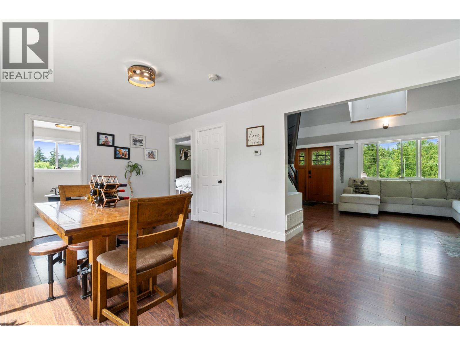 Photo 13 of 4150 20 Avenue Se, Salmon Arm BC