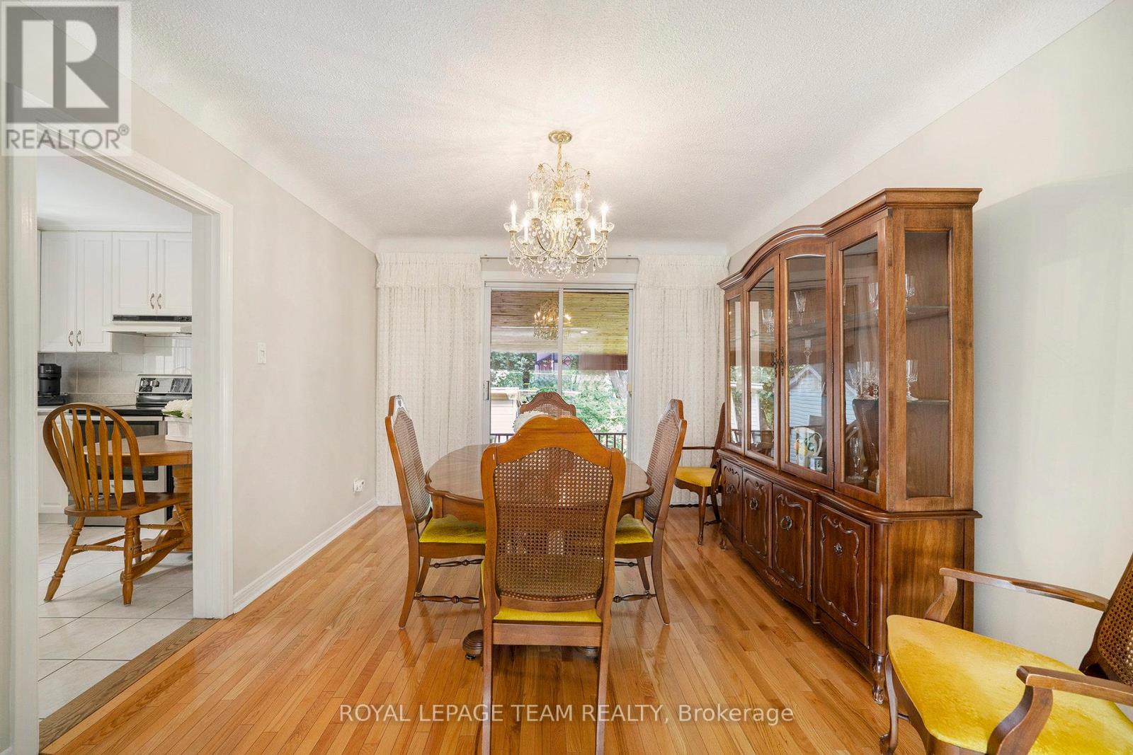 Photo 12 of 367 Ravenhill Avenue, Ottawa ON