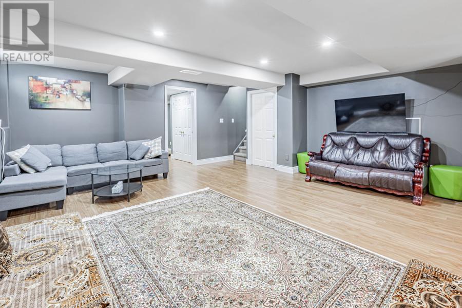 Photo 1 of 1109 Keswick Court, Oshawa ON