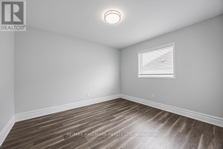Photo 32 of 1109 Keswick Court, Oshawa ON