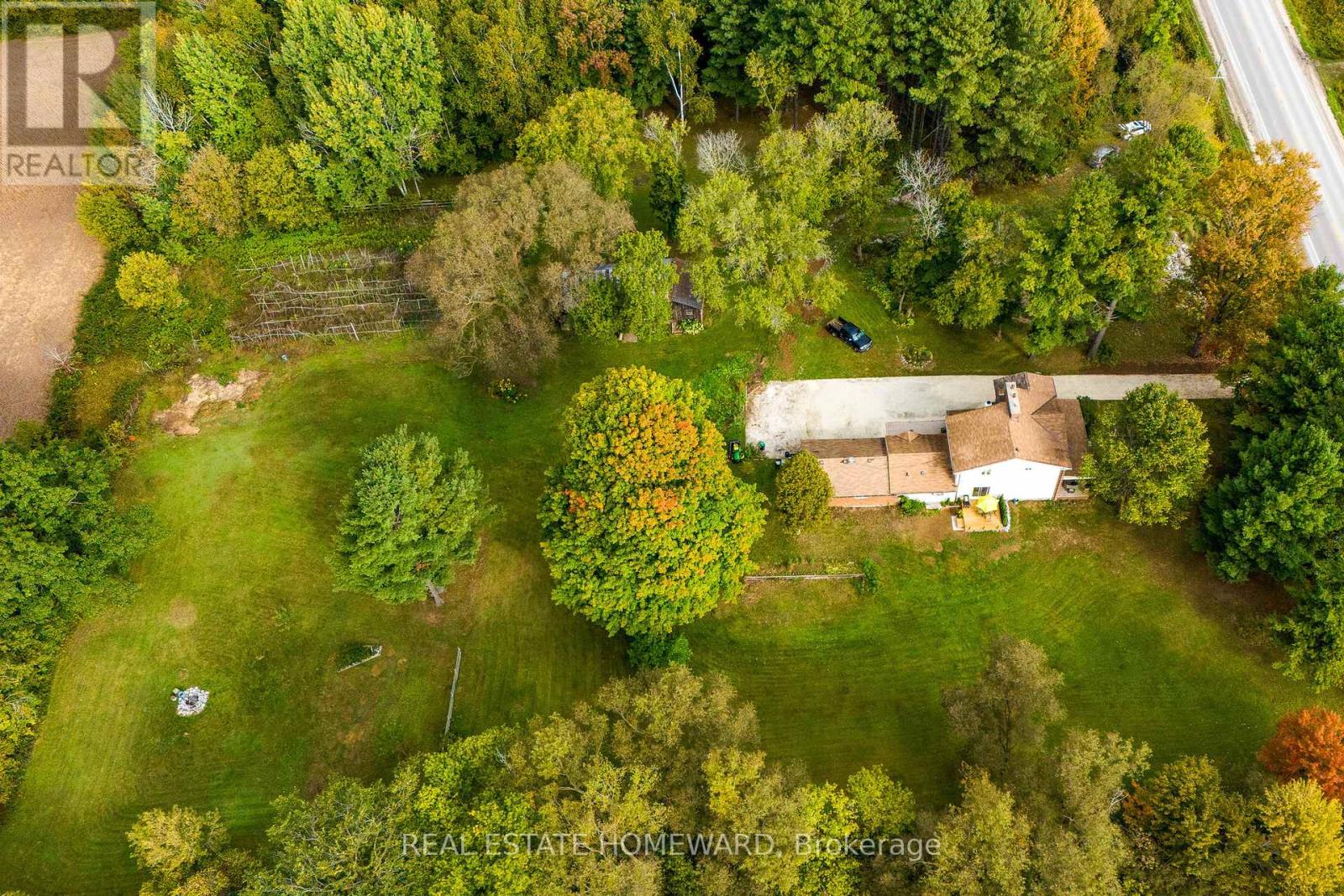 Photo 12 of 1602 County Rd 7 Road, Clearview ON
