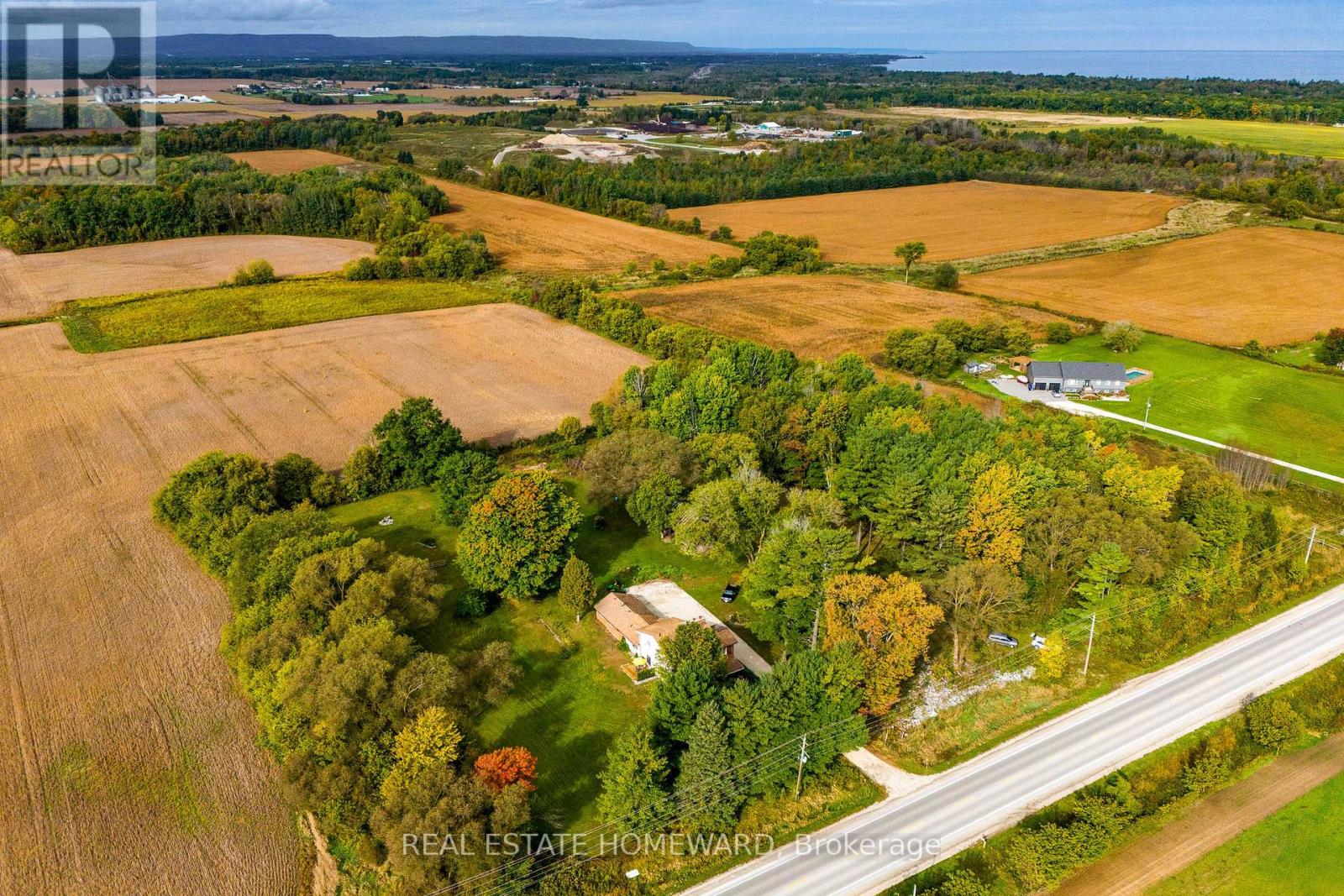 Photo 9 of 1602 County Rd 7 Road, Clearview ON
