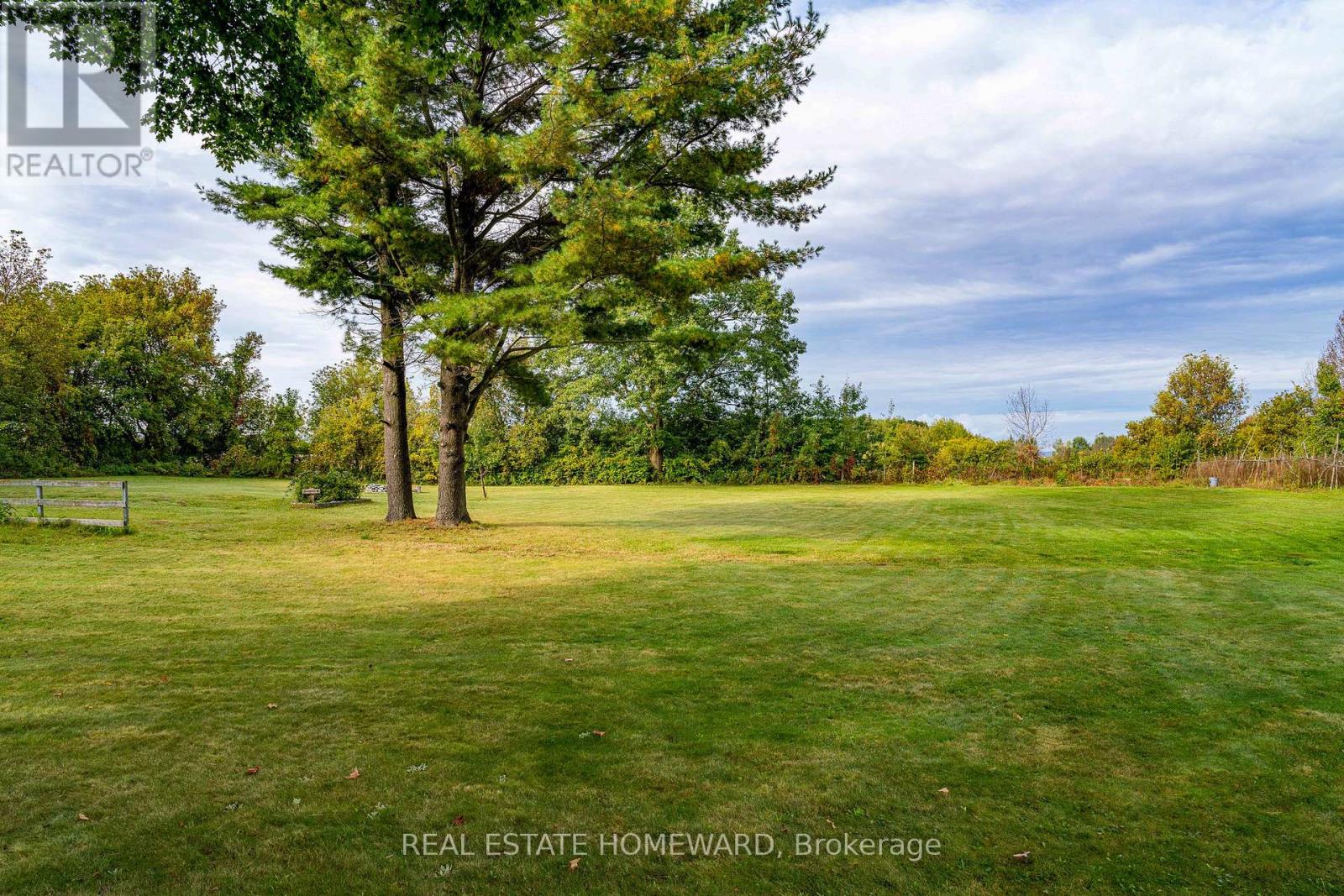 Photo 28 of 1602 County Rd 7 Road, Clearview ON
