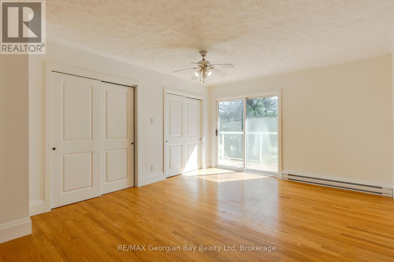 Photo 16 of 260 Concession 12 Street E, Tiny ON