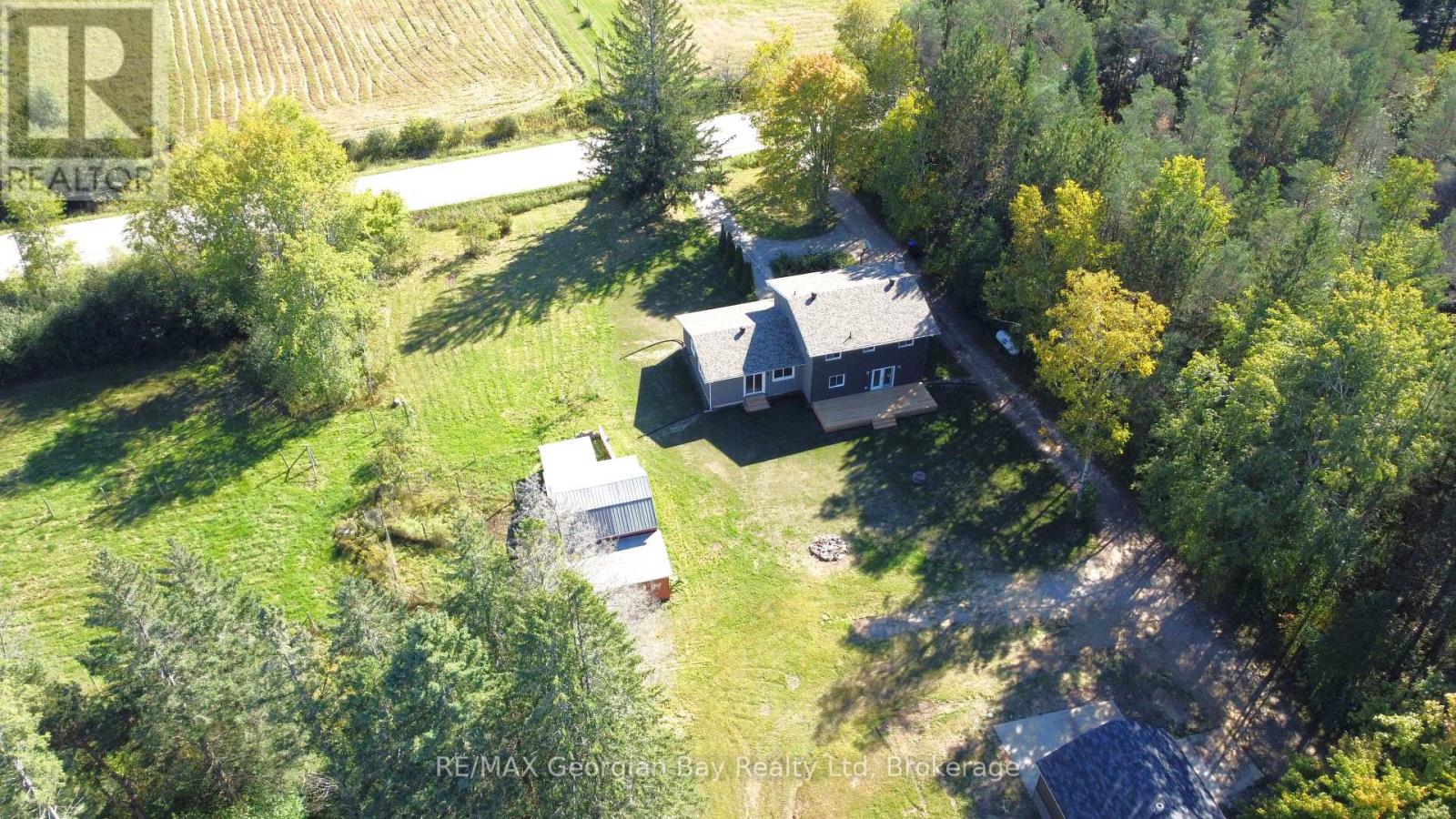 Photo 1 of 260 Concession 12 Street E, Tiny ON