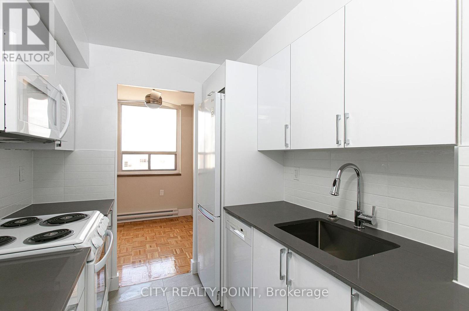 Photo 13 of 1002 55 Isabella Street, Toronto ON