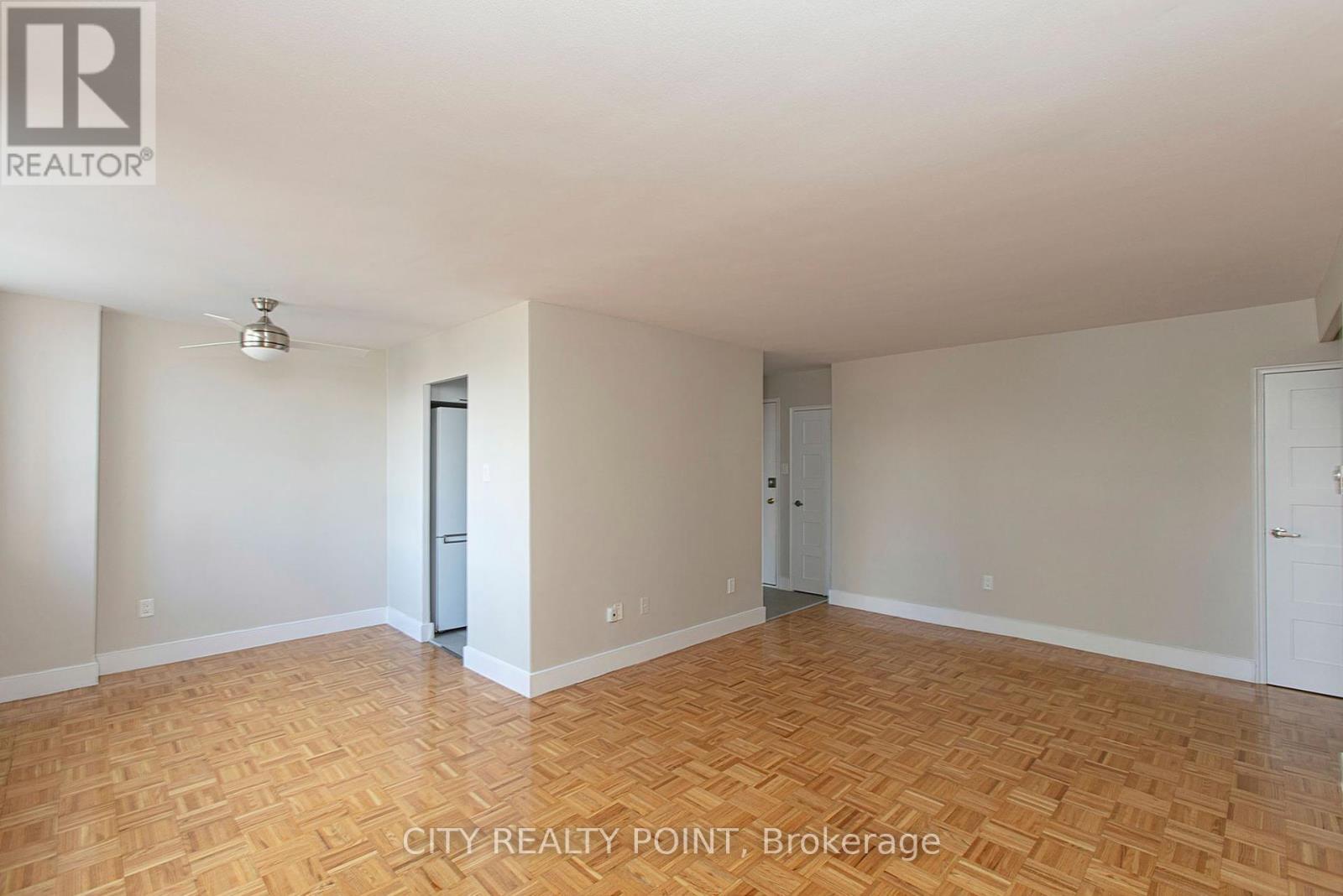 Photo 10 of 1002 55 Isabella Street, Toronto ON