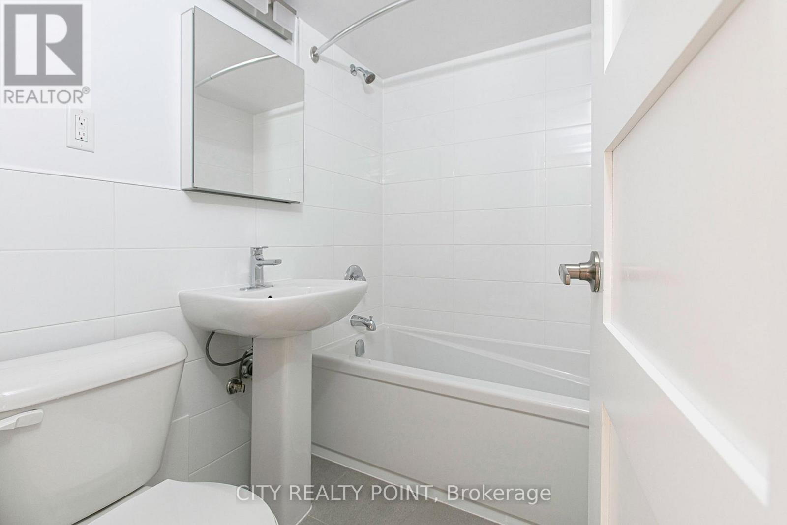 Photo 14 of 1002 55 Isabella Street, Toronto ON