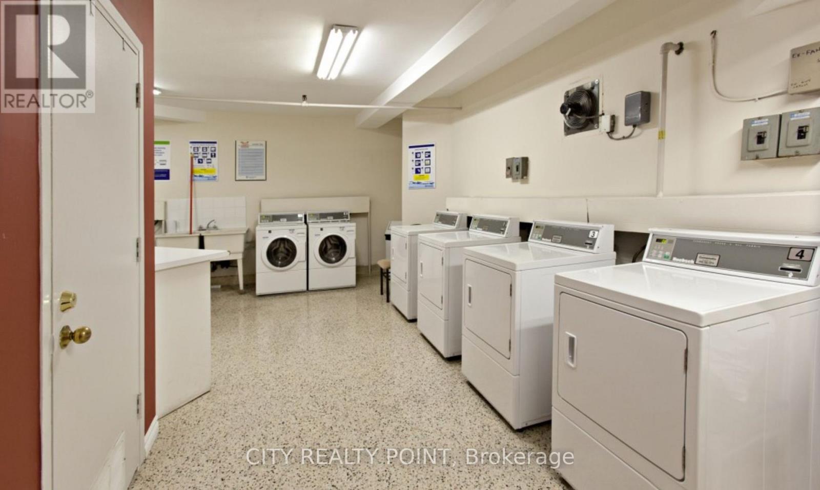 Photo 6 of 1002 55 Isabella Street, Toronto ON