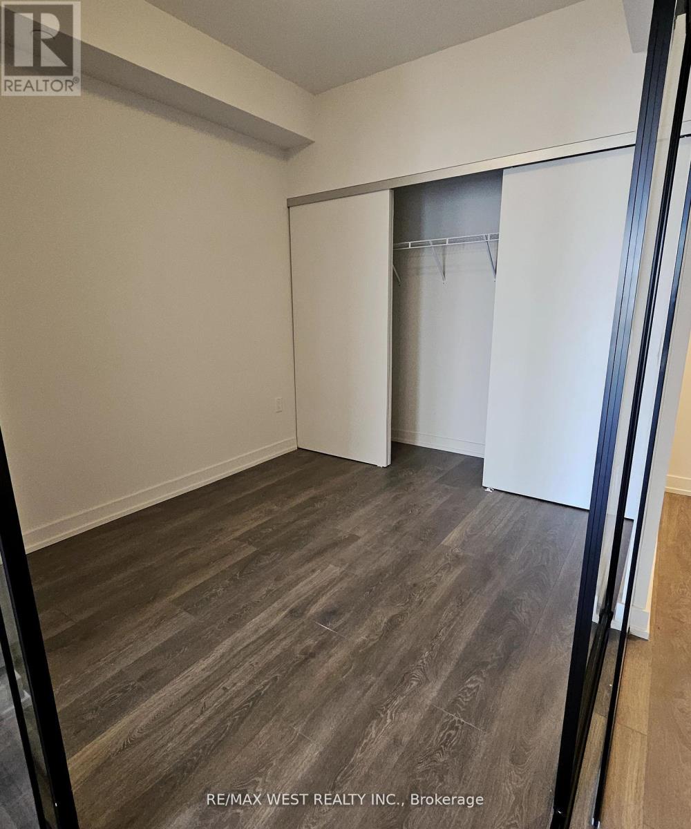 Photo 4 of 1012 181 Sterling Road, Toronto ON