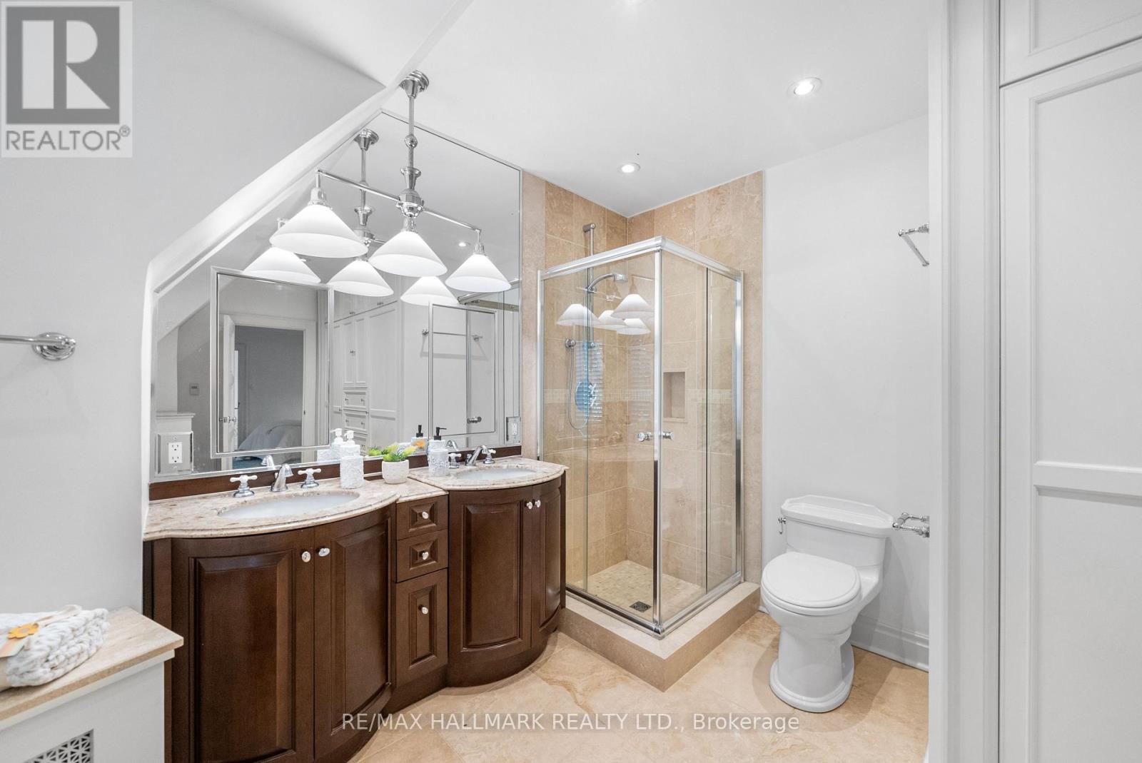 Photo 15 of 16 Elderwood Drive, Toronto ON