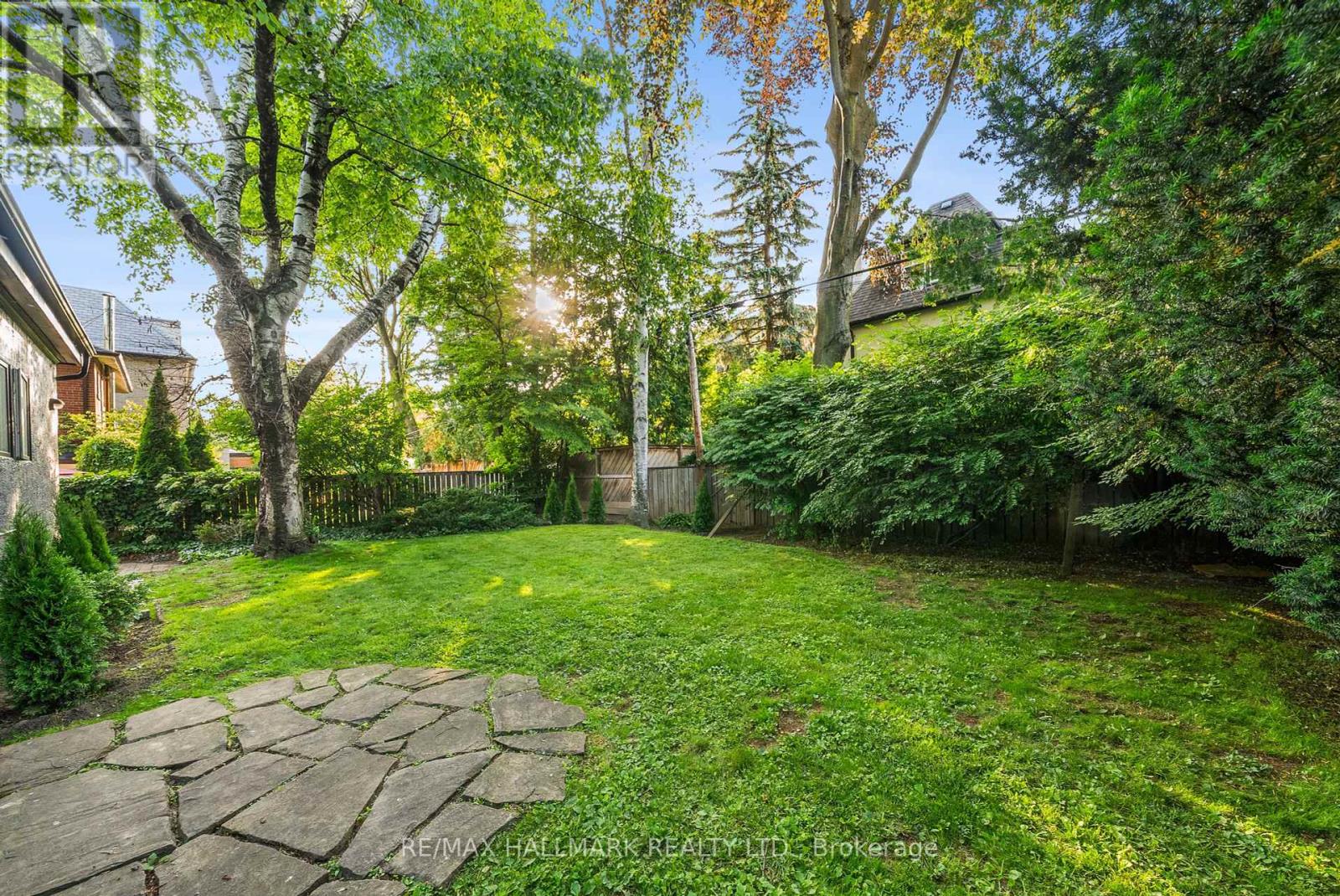 Photo 11 of 16 Elderwood Drive, Toronto ON