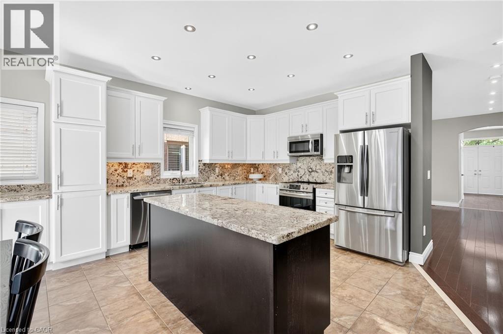 Photo 9 of 4223 Fuller Crescent, Burlington ON