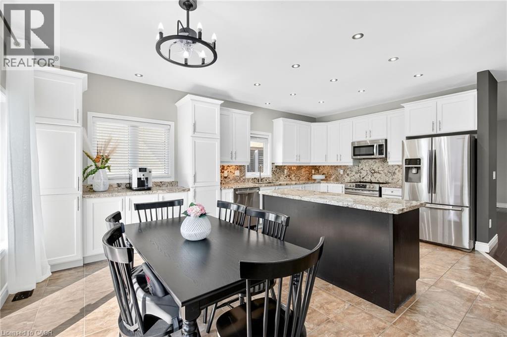 Photo 4 of 4223 Fuller Crescent, Burlington ON