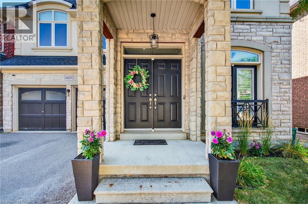 Photo 29 of 4223 Fuller Crescent, Burlington ON
