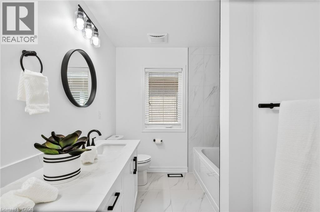 Photo 22 of 4223 Fuller Crescent, Burlington ON