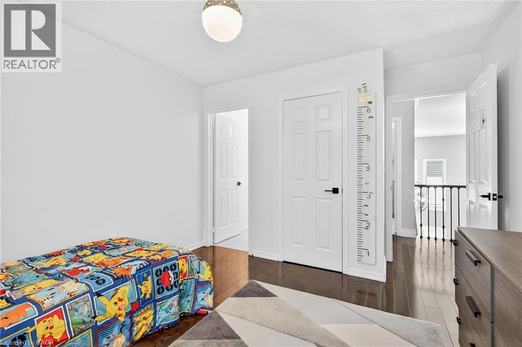 Photo 16 of 4223 Fuller Crescent, Burlington ON