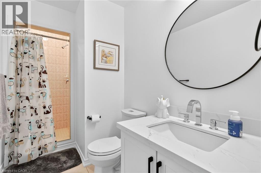Photo 18 of 4223 Fuller Crescent, Burlington ON