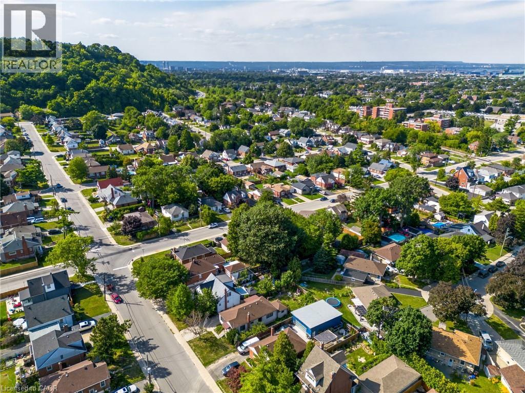 Photo 19 of 131 Rosedale Avenue, Hamilton ON