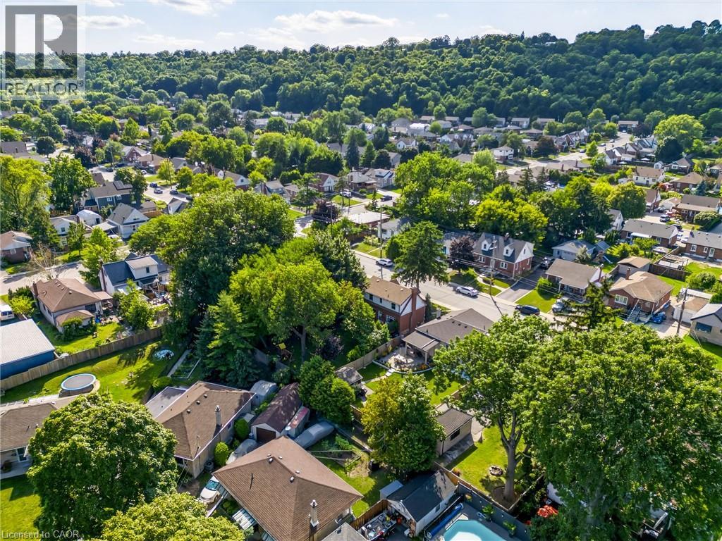 Photo 33 of 131 Rosedale Avenue, Hamilton ON