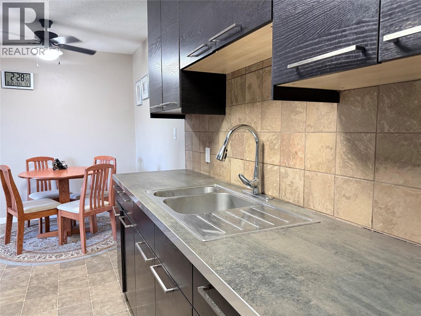 606 18th Avenue N Unit# 202, Cranbrook