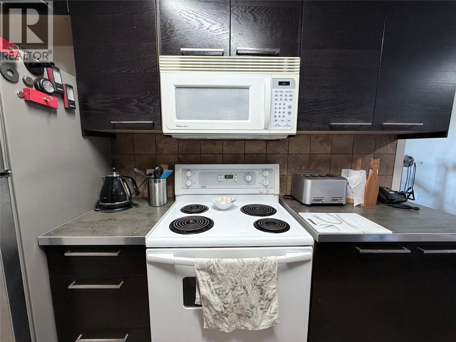 606 18th Avenue N Unit# 202, Cranbrook