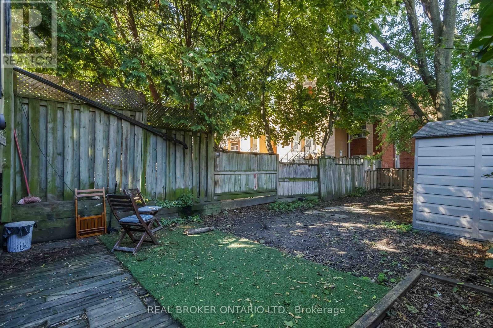 Photo 21 of Main 22 Curzon Street E, Toronto ON