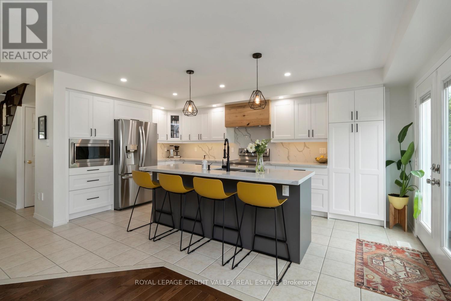 Photo 35 of 1789 Badgley Drive, Oshawa ON