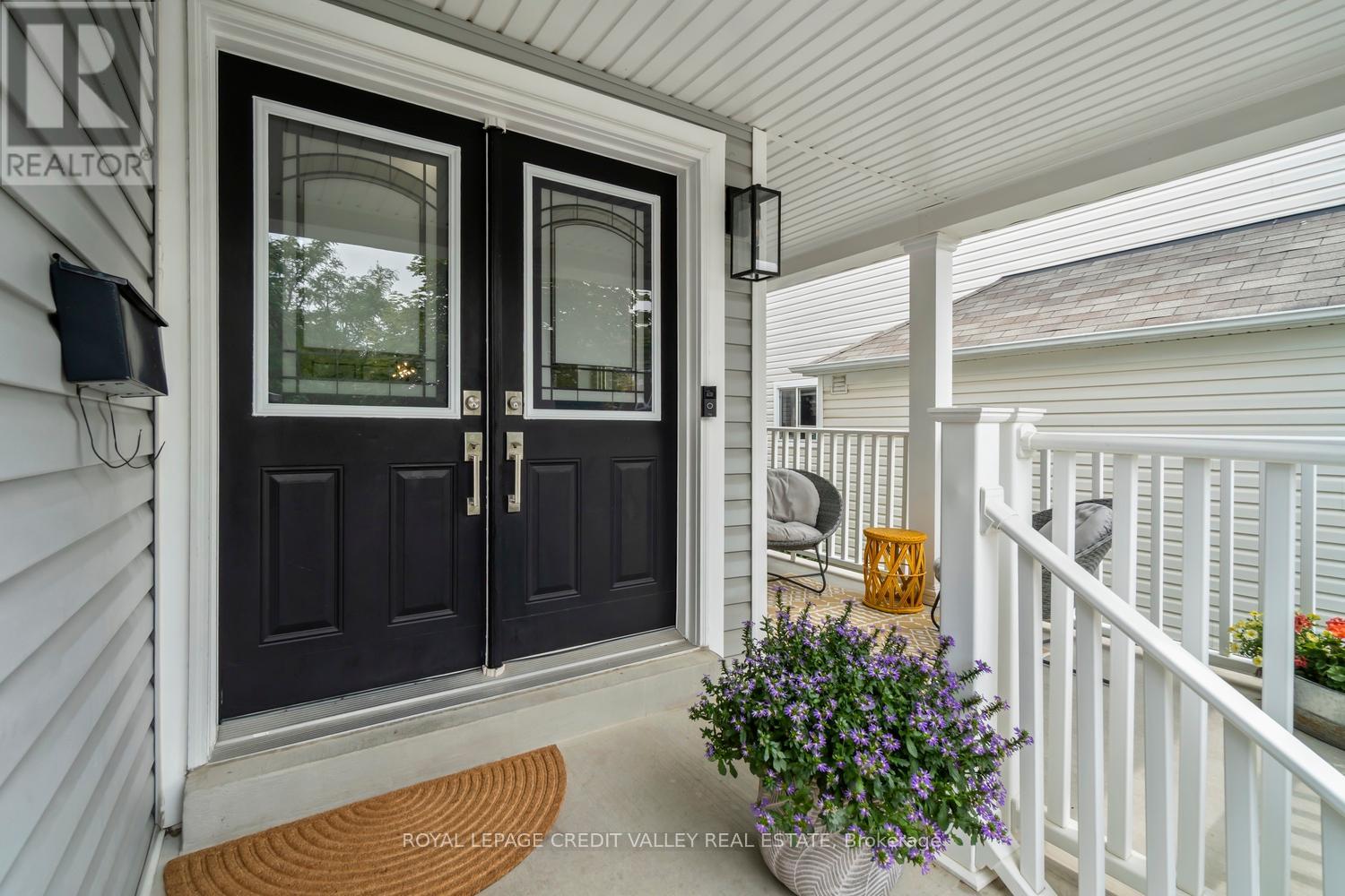 Photo 33 of 1789 Badgley Drive, Oshawa ON