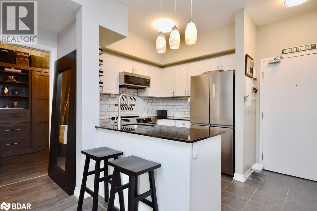 Photo 2 of 299 Cundles Road E Unit 208, Barrie ON