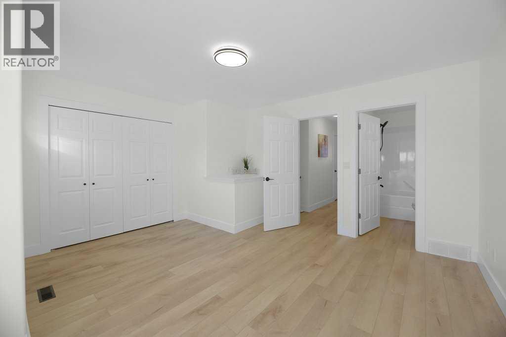 Photo 8 of 14 73 Addington Drive, Red Deer AB