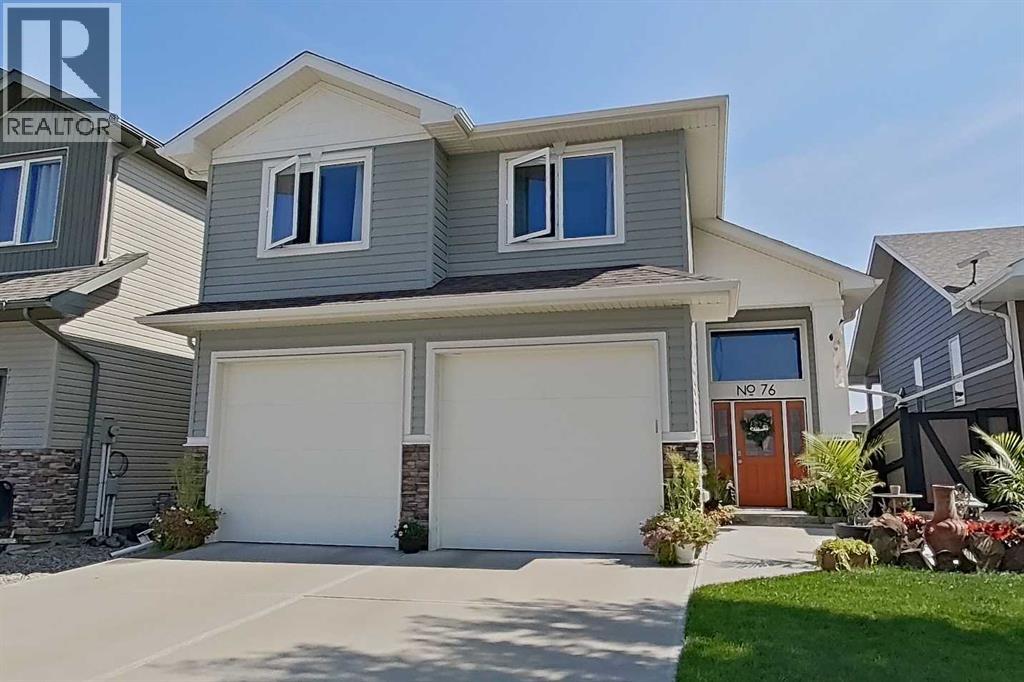 Photo 34 of 76 Northlander Way W, Lethbridge AB