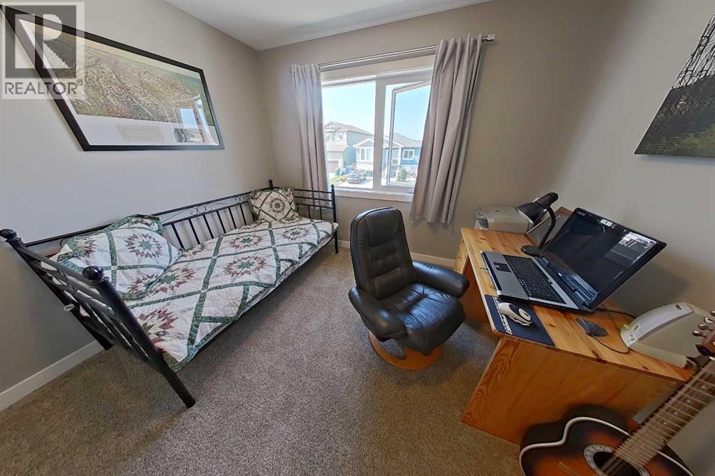 Photo 41 of 76 Northlander Way W, Lethbridge AB