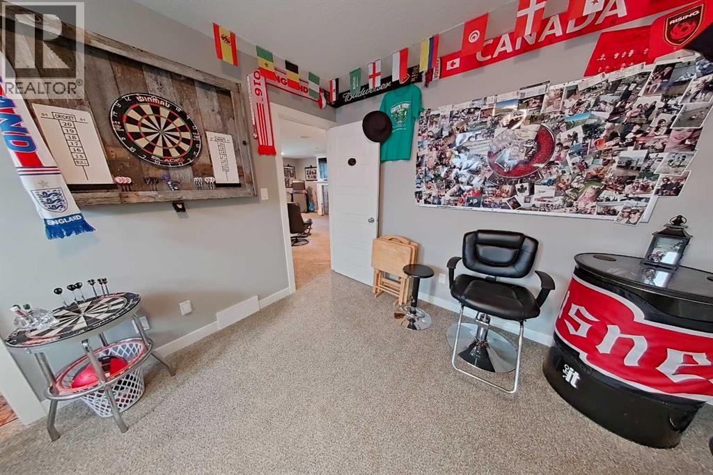 Photo 17 of 76 Northlander Way W, Lethbridge AB