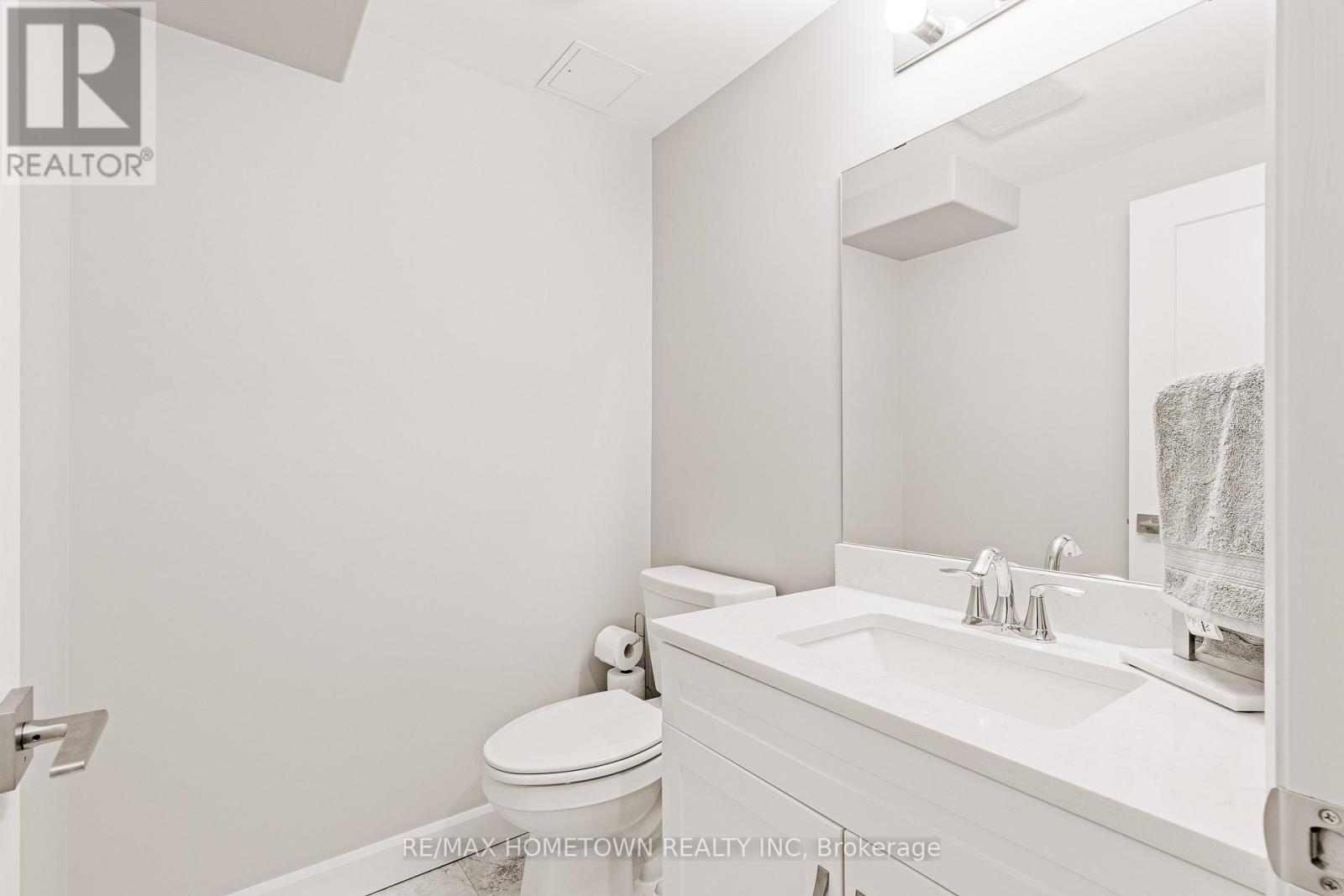 Photo 14 of 138 Wildwood Crescent, Brockville ON