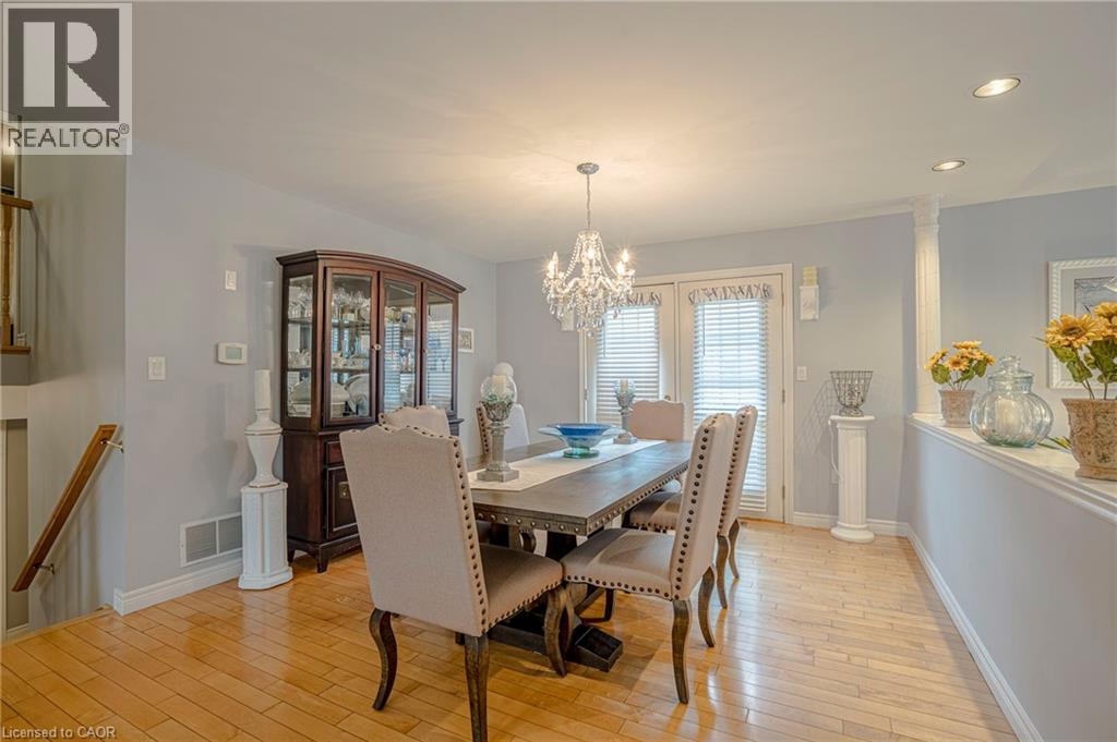 Photo 20 of 78 Philomena Drive, Hamilton ON