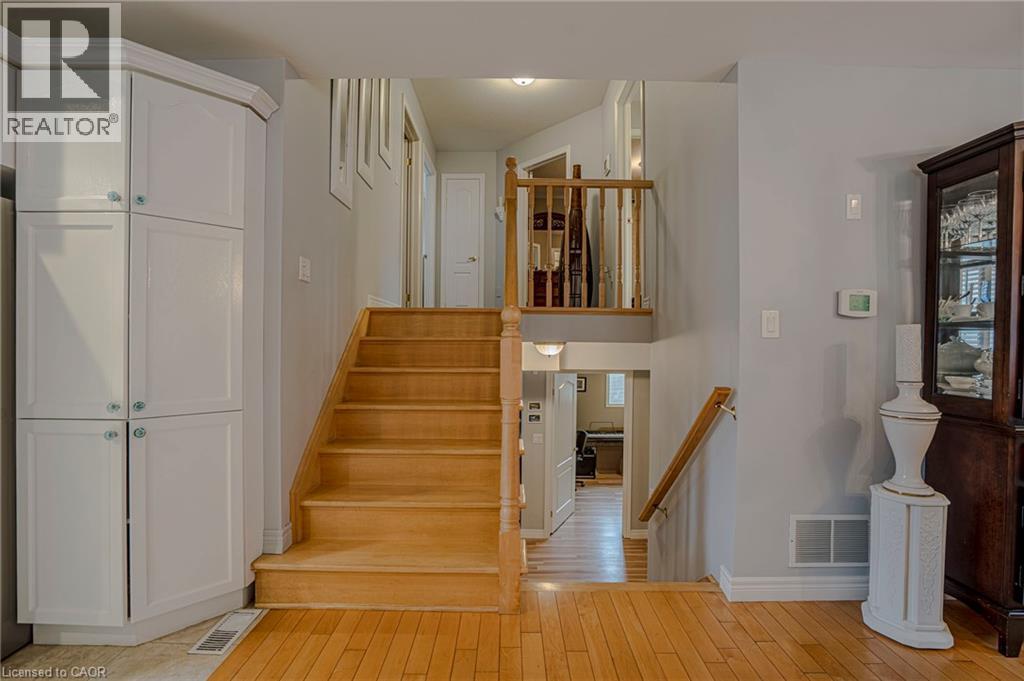 Photo 41 of 78 Philomena Drive, Hamilton ON