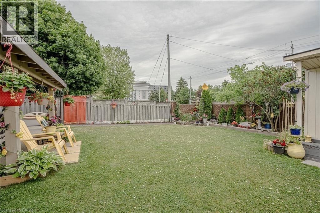 Photo 6 of 78 Philomena Drive, Hamilton ON