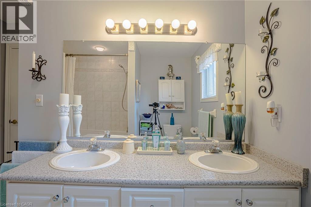 Photo 39 of 78 Philomena Drive, Hamilton ON