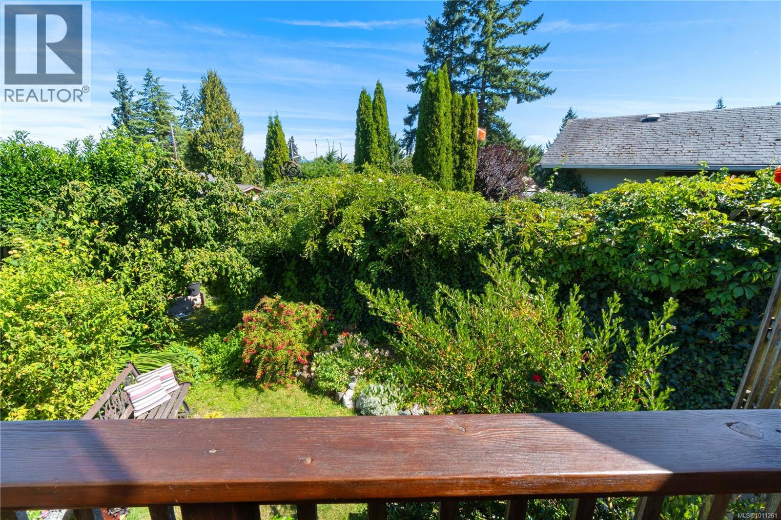 Photo 34 of 530 St Andrews St, Nanaimo BC