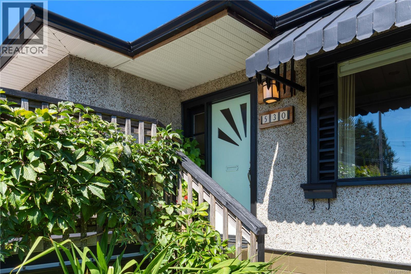 Photo 24 of 530 St Andrews St, Nanaimo BC
