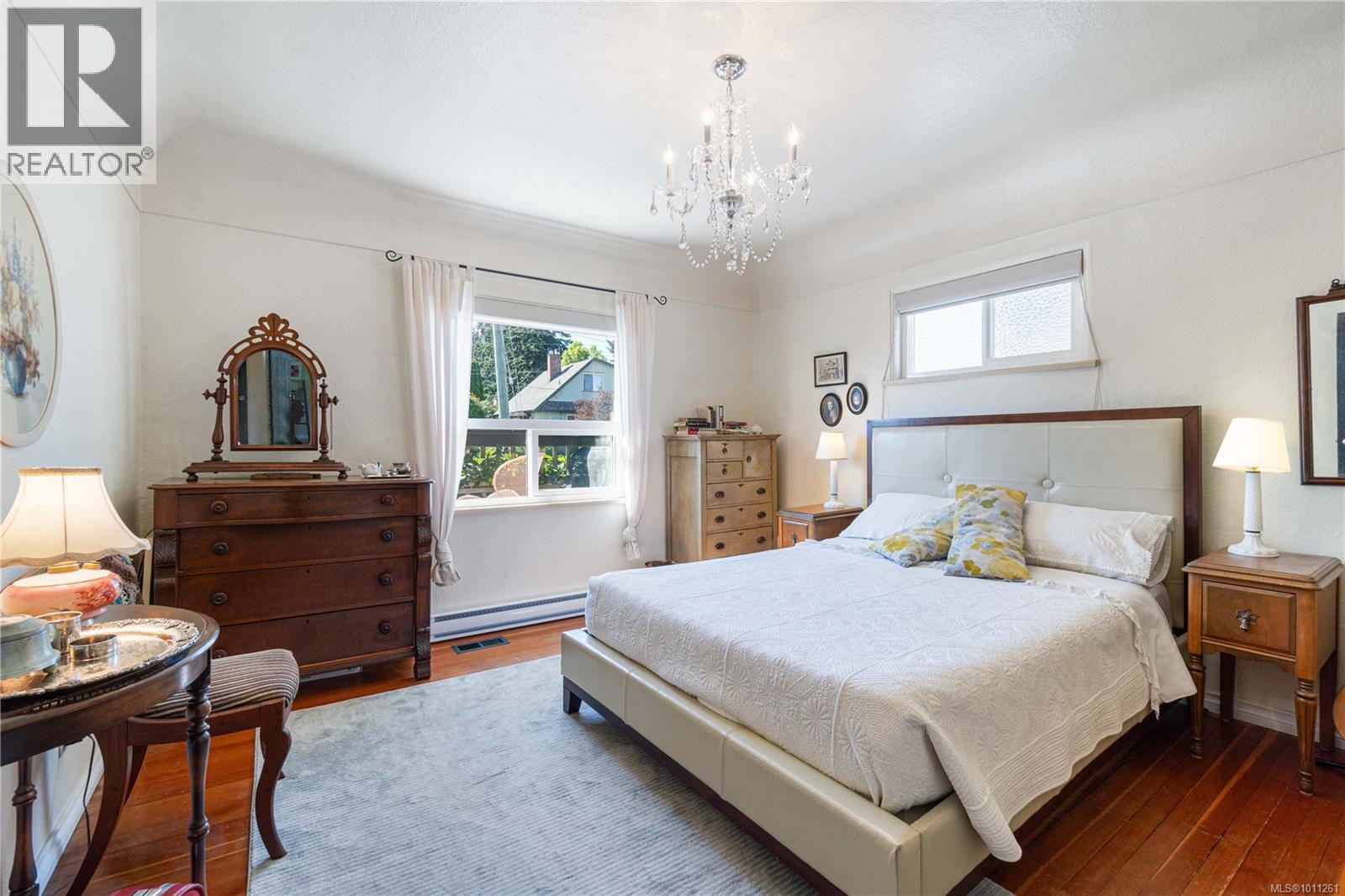Photo 10 of 530 St Andrews St, Nanaimo BC