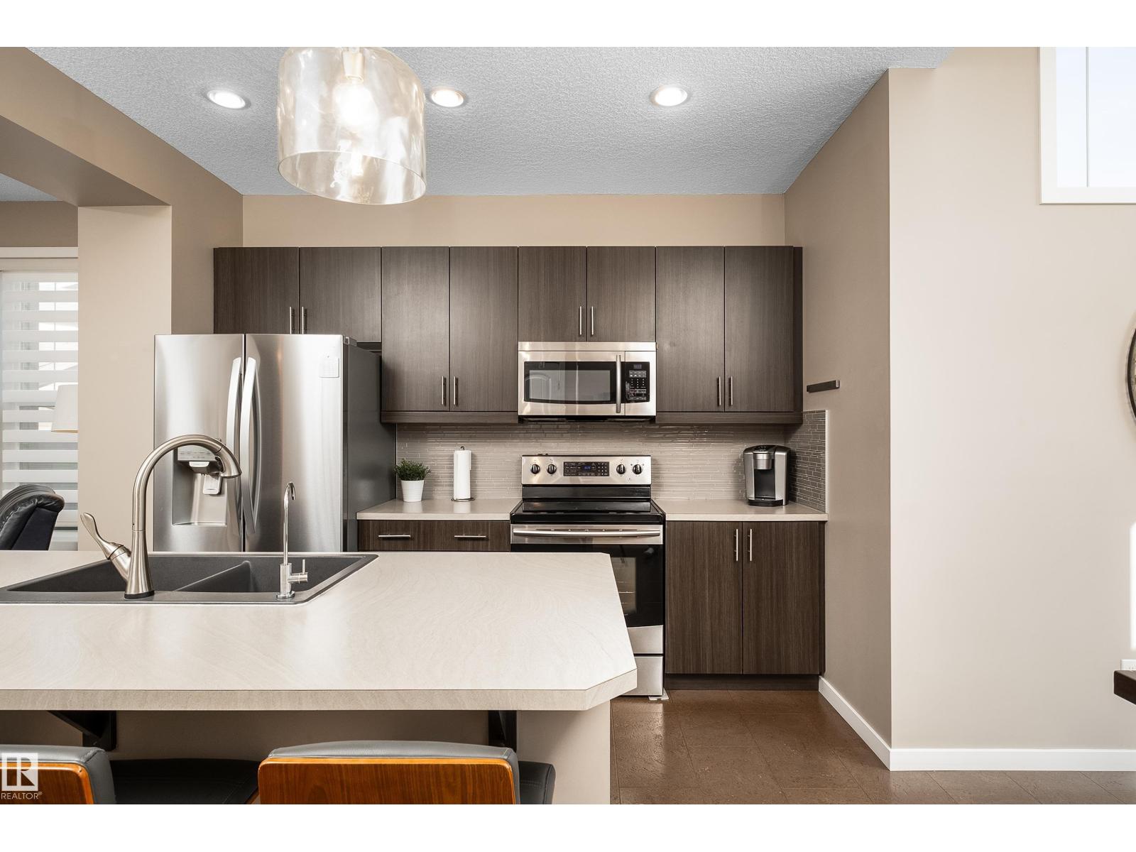 Photo 26 of 3053 Arthurs Cr Sw, Edmonton AB