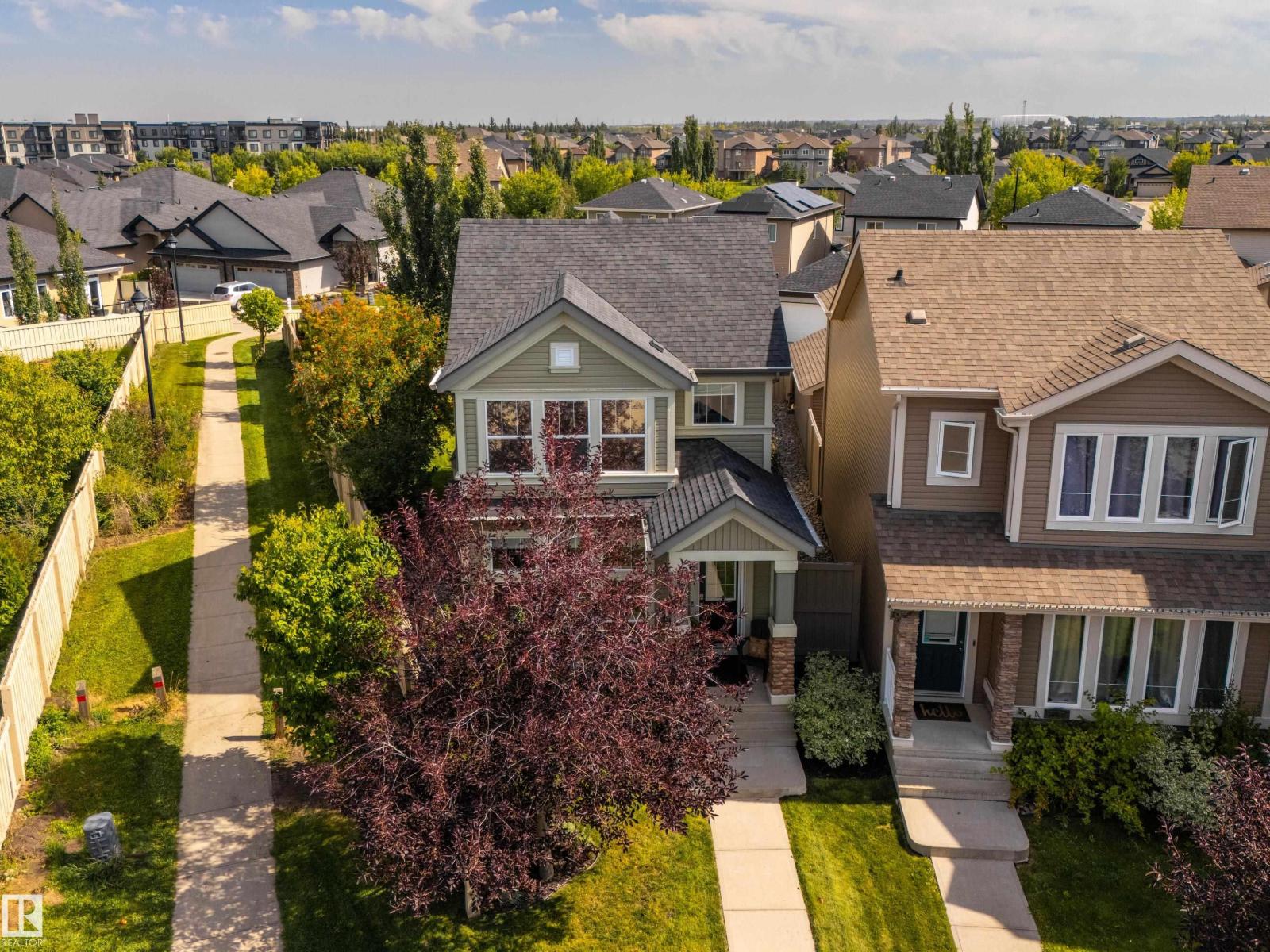 Photo 9 of 3053 Arthurs Cr Sw, Edmonton AB