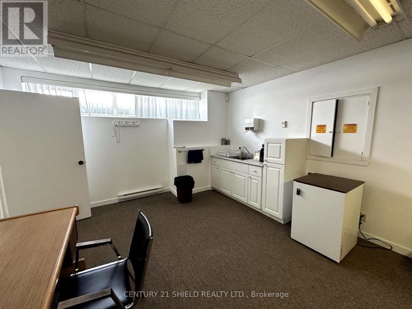Photo 10 of 305 Baldwin Avenue, Cornwall ON