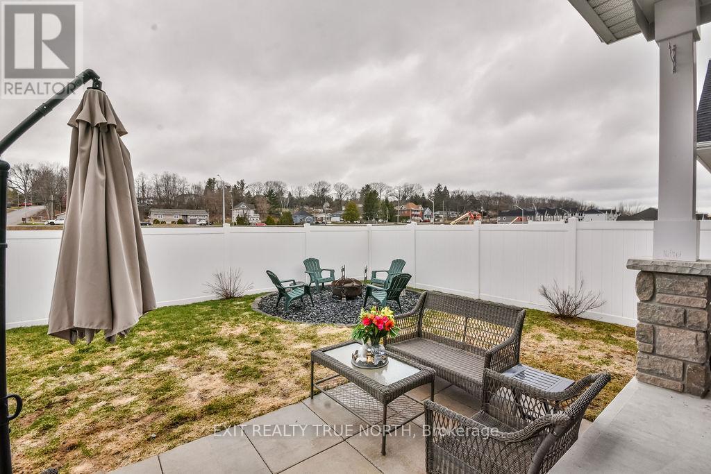 Photo 27 of 592 Bayport Boulevard, Midland ON