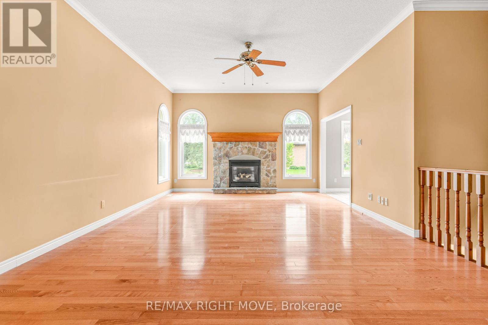 Photo 1 of 3 Thicketwood Place E, Ramara ON